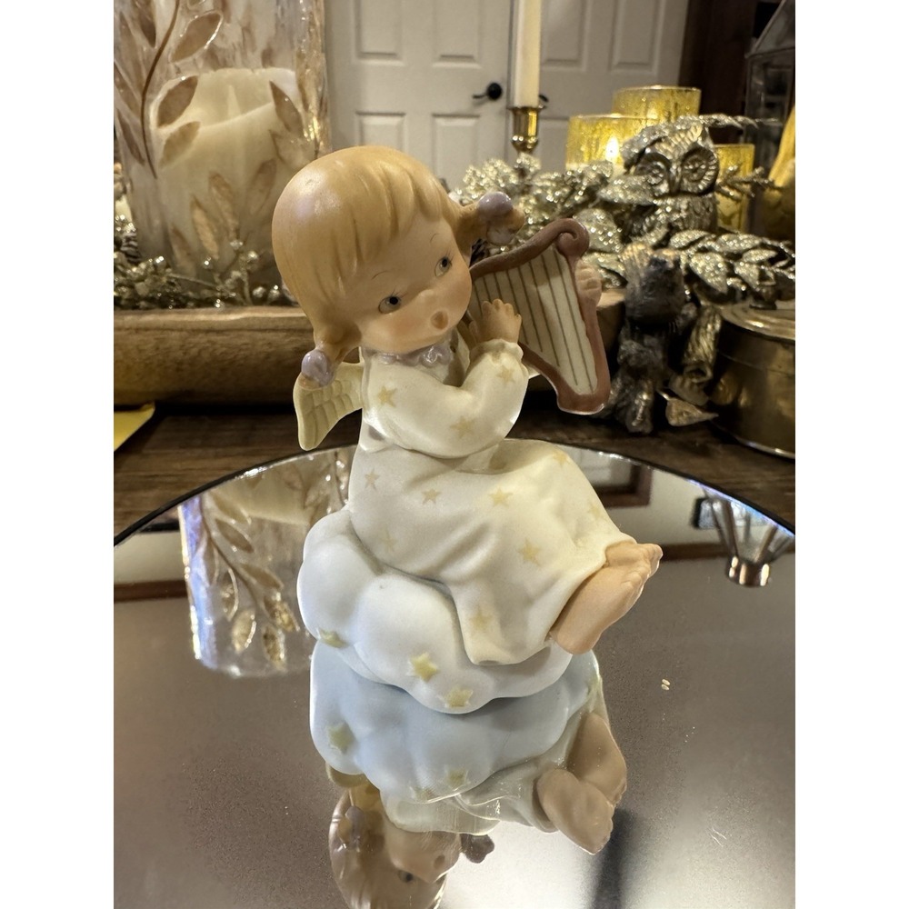 Enesco Memories of Yesterday Peace Heavenly Peace 1996 Attwell Limited Edition